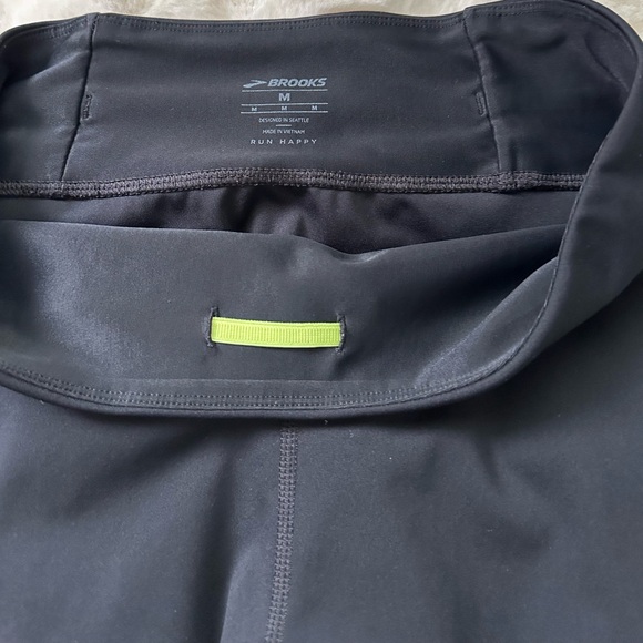 Brooks Women’s Running Carbonite Tight/ Leggings 7/8 Visible In The Dark-M - Picture 12 of 15